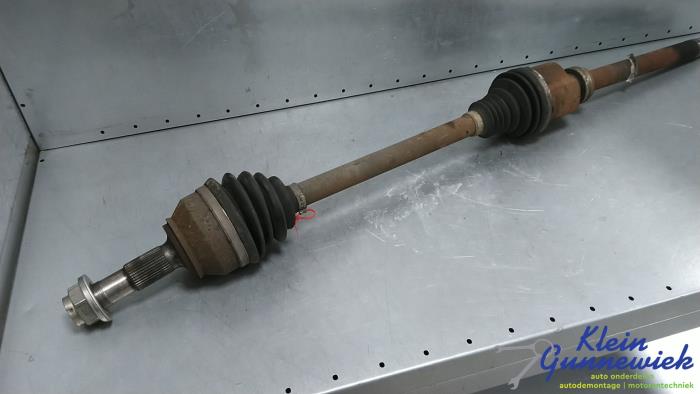 Aandrijfas rechts-voor van een Citroen Jumper 2022