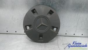 Gebruikte Wieldop Mercedes Vito Prijs € 10,00 Margeregeling aangeboden door Klein Gunnewiek Autodemontage & Motorentechniek