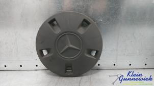 Gebruikte Wieldop Mercedes Vito Prijs € 10,00 Margeregeling aangeboden door Klein Gunnewiek Autodemontage & Motorentechniek