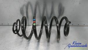 Gebruikte Veerschroef achter Opel Vivaro Prijs € 35,00 Margeregeling aangeboden door Klein Gunnewiek Autodemontage & Motorentechniek