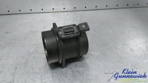 Gebruikte Luchthoeveelheidsmeter Mercedes Vito Prijs € 60,00 Margeregeling aangeboden door Klein Gunnewiek Autodemontage & Motorentechniek