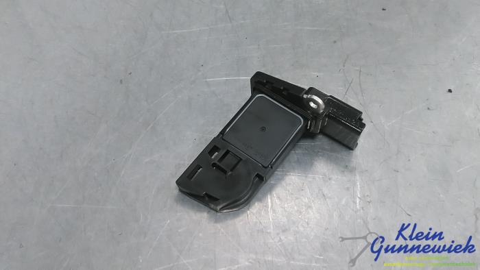 Gebruikte Luchthoeveelheidsmeter Opel Vivaro Prijs € 15,00 Margeregeling aangeboden door Klein Gunnewiek Autodemontage & Motorentechniek