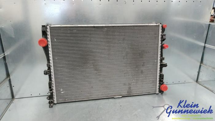 Gebruikte Radiateur Mercedes C-Klasse Prijs € 127,00 Margeregeling aangeboden door Klein Gunnewiek Autodemontage & Motorentechniek