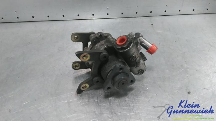 Gebruikte Servopomp BMW 3-Serie Prijs € 45,00 Margeregeling aangeboden door Klein Gunnewiek Autodemontage & Motorentechniek