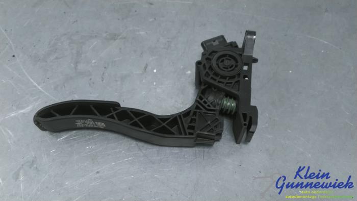 Gebruikte Gaspedaalpositie Sensor Mercedes Sprinter Prijs € 55,00 Margeregeling aangeboden door Klein Gunnewiek Autodemontage & Motorentechniek