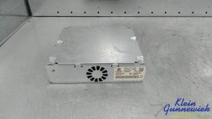 Gebruikte TV tuner Audi A8 Prijs € 195,00 Margeregeling aangeboden door Klein Gunnewiek Autodemontage & Motorentechniek