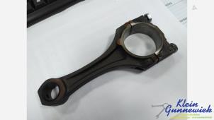 Gebruikte Drijfstang Opel Astra Prijs € 40,00 Margeregeling aangeboden door Klein Gunnewiek Autodemontage & Motorentechniek