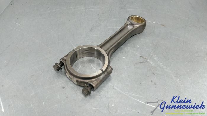 Gebruikte Drijfstang Volkswagen E-Golf Prijs € 75,00 Margeregeling aangeboden door Klein Gunnewiek Autodemontage & Motorentechniek