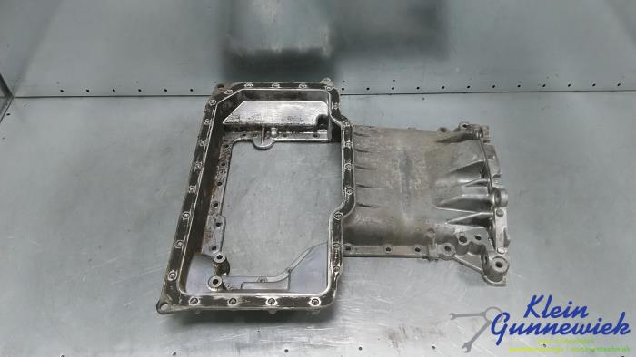 Gebruikte Carterpan Audi A8 Prijs € 50,00 Margeregeling aangeboden door Klein Gunnewiek Autodemontage & Motorentechniek