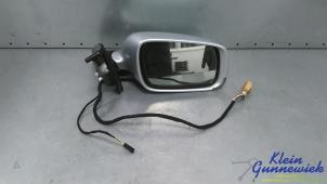 Gebruikte Spiegel Buiten rechts Volkswagen Phaeton Prijs € 145,00 Margeregeling aangeboden door Klein Gunnewiek Autodemontage & Motorentechniek