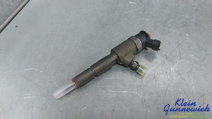 Gereviseerde Verstuiver (diesel) Peugeot Bipper Prijs € 90,75 Inclusief btw aangeboden door Klein Gunnewiek Autodemontage & Motorentechniek