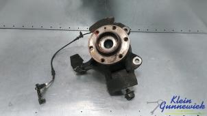 Gebruikte Asschenkel rechts-voor Mercedes Sprinter Prijs € 95,00 Margeregeling aangeboden door Klein Gunnewiek Autodemontage & Motorentechniek