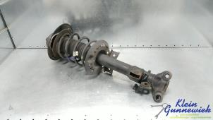 Gebruikte Mac Phersonpoot links-voor Mercedes E-Klasse Prijs € 60,00 Margeregeling aangeboden door Klein Gunnewiek Autodemontage & Motorentechniek