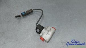 Gebruikte Airco deel (div) Renault Zoe Prijs € 50,00 Margeregeling aangeboden door Klein Gunnewiek Autodemontage & Motorentechniek