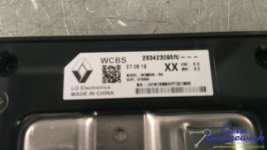 Gebruikte Draadloze oplader Renault Zoe Prijs € 65,00 Margeregeling aangeboden door Klein Gunnewiek Autodemontage & Motorentechniek