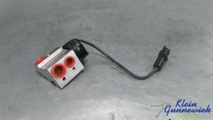 Gebruikte Airco deel (div) Renault Zoe Prijs € 50,00 Margeregeling aangeboden door Klein Gunnewiek Autodemontage & Motorentechniek