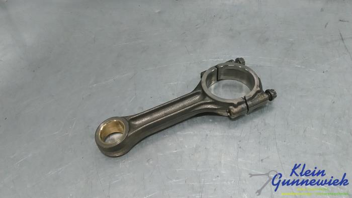 Gebruikte Drijfstang Volkswagen E-Golf Prijs € 75,00 Margeregeling aangeboden door Klein Gunnewiek Autodemontage & Motorentechniek