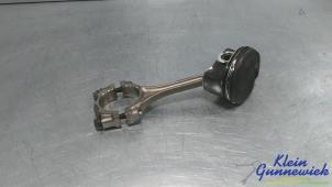 Gebruikte Drijfstang Toyota Aygo Prijs € 95,00 Margeregeling aangeboden door Klein Gunnewiek Autodemontage & Motorentechniek