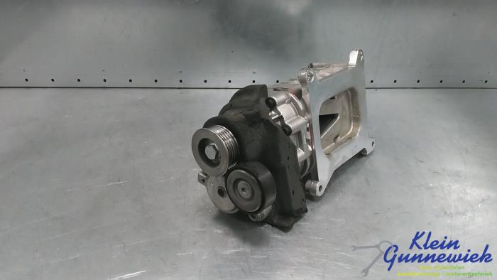 Gebruikte Compressor Volkswagen Touran Prijs € 168,00 Margeregeling aangeboden door Klein Gunnewiek Autodemontage & Motorentechniek