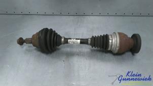 Gebruikte Homokineetas links-voor Volkswagen Tiguan Prijs € 78,00 Margeregeling aangeboden door Klein Gunnewiek Autodemontage & Motorentechniek