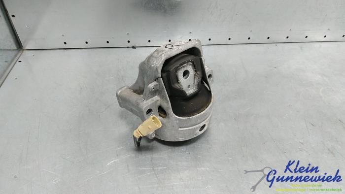 Gebruikte Motorrubber Audi Q5 Prijs € 58,00 Margeregeling aangeboden door Klein Gunnewiek Autodemontage & Motorentechniek