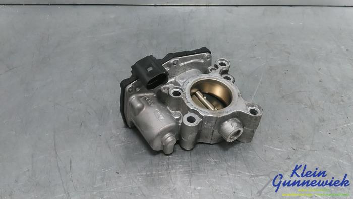 Gebruikte Gasklephuis Ford Focus Prijs € 37,00 Margeregeling aangeboden door Klein Gunnewiek Autodemontage & Motorentechniek