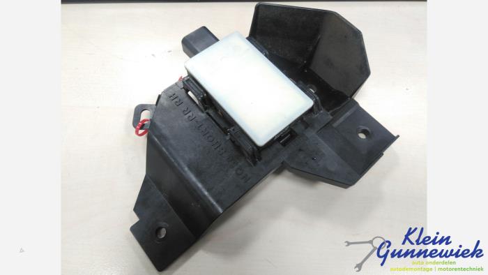 Gebruikte Side assist sensor Kia Sportage Prijs € 179,00 Margeregeling aangeboden door Klein Gunnewiek Autodemontage & Motorentechniek