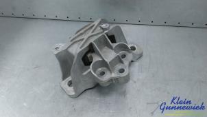 Gebruikte Motorsteun Ford Focus Prijs € 50,00 Margeregeling aangeboden door Klein Gunnewiek Autodemontage & Motorentechniek