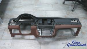 Gebruikte Dashboard BMW 5-Serie Prijs € 375,00 Margeregeling aangeboden door Klein Gunnewiek Autodemontage & Motorentechniek