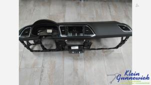 Gebruikte Dashboard Seat Leon Prijs € 395,00 Margeregeling aangeboden door Klein Gunnewiek Autodemontage & Motorentechniek