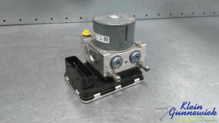 Gebruikte ABS Pomp Ford Focus Prijs € 163,00 Margeregeling aangeboden door Klein Gunnewiek Autodemontage & Motorentechniek