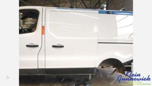 Gebruikte Schuifdeur links Renault Trafic Prijs € 185,00 Margeregeling aangeboden door Klein Gunnewiek Autodemontage & Motorentechniek