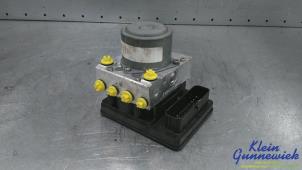 Gebruikte ABS Pomp Mercedes E-Klasse Prijs € 375,00 Margeregeling aangeboden door Klein Gunnewiek Autodemontage & Motorentechniek