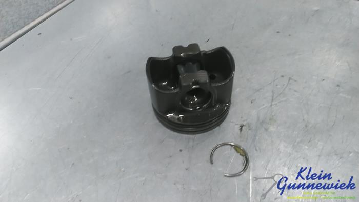 Zuiger van een Mercedes E-Klasse 2017