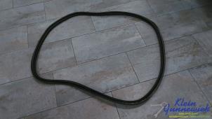 Gebruikte Achterkleprubber Opel Corsa Prijs € 25,00 Margeregeling aangeboden door Klein Gunnewiek Autodemontage & Motorentechniek