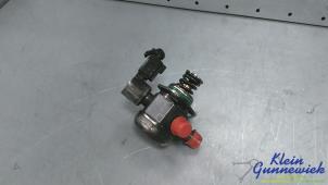 Gebruikte Brandstofpomp Mechanisch Mercedes GLE Prijs € 160,00 Margeregeling aangeboden door Klein Gunnewiek Autodemontage & Motorentechniek