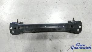 Gebruikte Bumperbalk voor Volkswagen Transporter Prijs € 75,00 Margeregeling aangeboden door Klein Gunnewiek Autodemontage & Motorentechniek