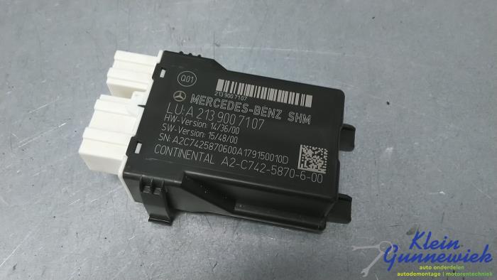 Gebruikte Computer stoel Mercedes E-Klasse Prijs € 50,00 Margeregeling aangeboden door Klein Gunnewiek Autodemontage & Motorentechniek