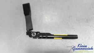 Gebruikte Gordelspanner links Opel Astra Prijs € 35,00 Margeregeling aangeboden door Klein Gunnewiek Autodemontage & Motorentechniek