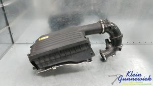 Gebruikte Luchtfilterhuis Mercedes E-Klasse Prijs € 40,00 Margeregeling aangeboden door Klein Gunnewiek Autodemontage & Motorentechniek