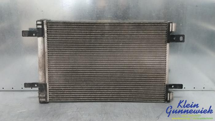 Gebruikte Airco Condensor Opel Vivaro Prijs € 45,00 Margeregeling aangeboden door Klein Gunnewiek Autodemontage & Motorentechniek