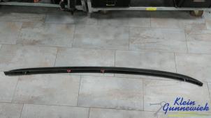 Gebruikte Roofrail links Mercedes GLC-Klasse Prijs € 125,00 Margeregeling aangeboden door Klein Gunnewiek Autodemontage & Motorentechniek