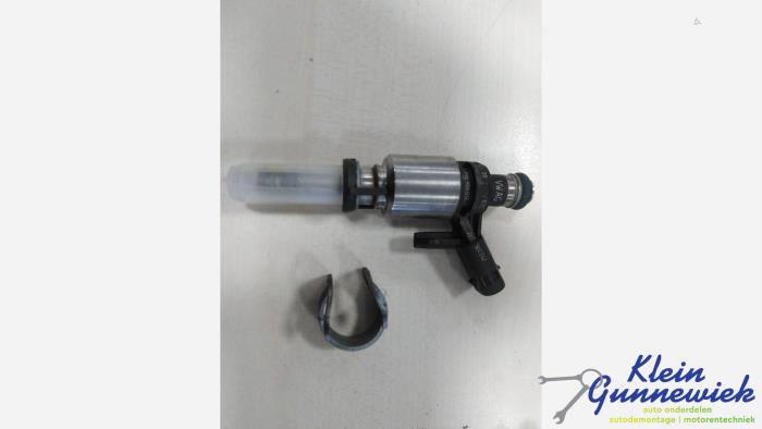 Gebruikte Injector (benzine injectie) Audi A4 Prijs € 51,00 Margeregeling aangeboden door Klein Gunnewiek Autodemontage & Motorentechniek