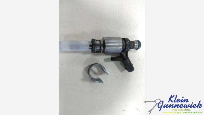 Gebruikte Injector (benzine injectie) Audi A4 Prijs € 51,00 Margeregeling aangeboden door Klein Gunnewiek Autodemontage & Motorentechniek