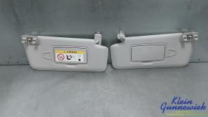 Gebruikte Zonneklep set Mercedes C-Klasse Prijs € 50,00 Margeregeling aangeboden door Klein Gunnewiek Autodemontage & Motorentechniek