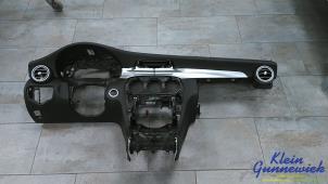 Gebruikte Dashboard Mercedes C-Klasse Prijs € 225,00 Margeregeling aangeboden door Klein Gunnewiek Autodemontage & Motorentechniek