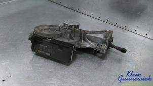 Gebruikte Sluithulpmotor achterklep Mercedes C-Klasse Prijs € 125,00 Margeregeling aangeboden door Klein Gunnewiek Autodemontage & Motorentechniek