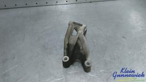 Gebruikte Dynamosteun onder Volkswagen Crafter Prijs € 25,00 Margeregeling aangeboden door Klein Gunnewiek Autodemontage & Motorentechniek