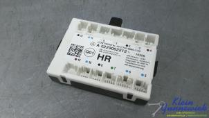 Gebruikte Module Centrale Deurvergrendeling Mercedes S-Klasse Prijs € 60,00 Margeregeling aangeboden door Klein Gunnewiek Autodemontage & Motorentechniek