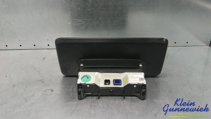 Gebruikte Display Interieur Mercedes C-Klasse Prijs € 311,00 Margeregeling aangeboden door Klein Gunnewiek Autodemontage & Motorentechniek